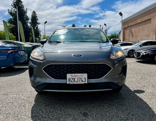 2022 Ford Escape SE in Fresno, CA - Own A Car Fresno