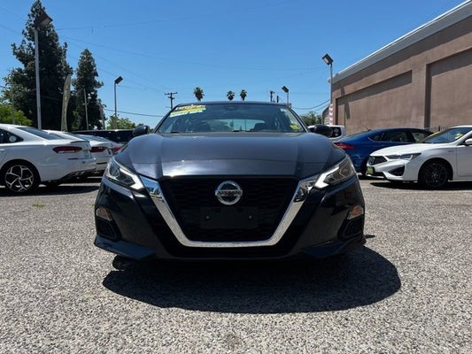 2022 Nissan Altima 2.5 SV in Fresno, CA - Own A Car Fresno