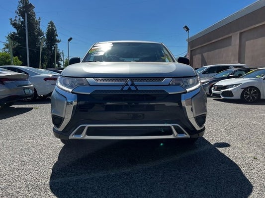 2020 Mitsubishi Outlander ES in Fresno, CA - Own A Car Fresno