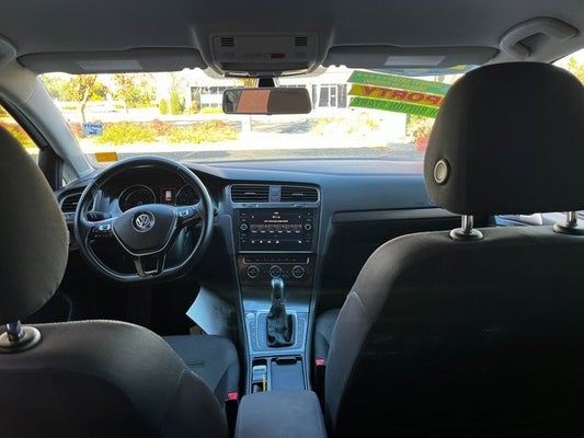 2019 Volkswagen e-Golf SE in Fresno, CA - Own A Car Fresno